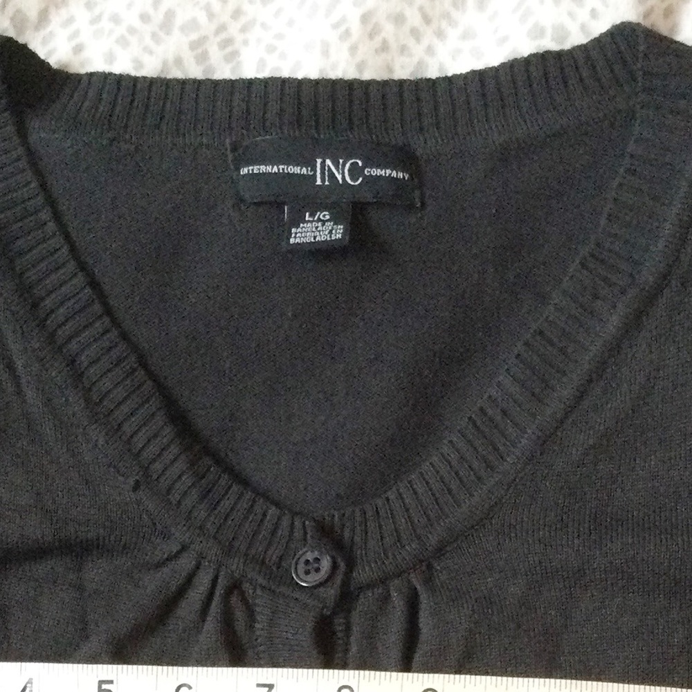 Button down sweater - Picture 5 of 7